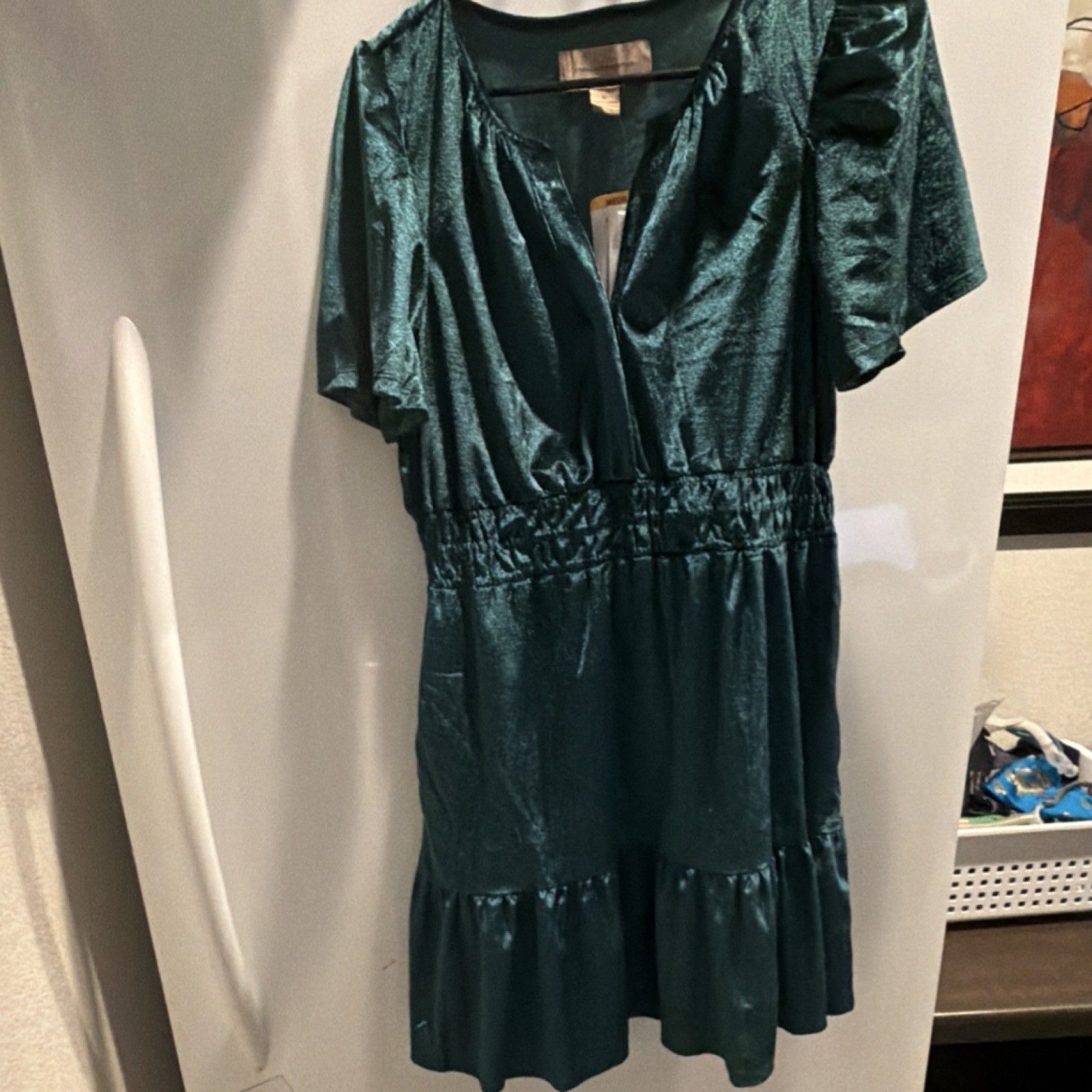 French Connection Green Velvet Mini Dress Ruffle V-Neck Short Sleeve Pullover M